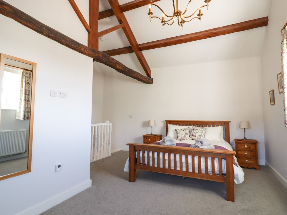 3 Hull House Cottage