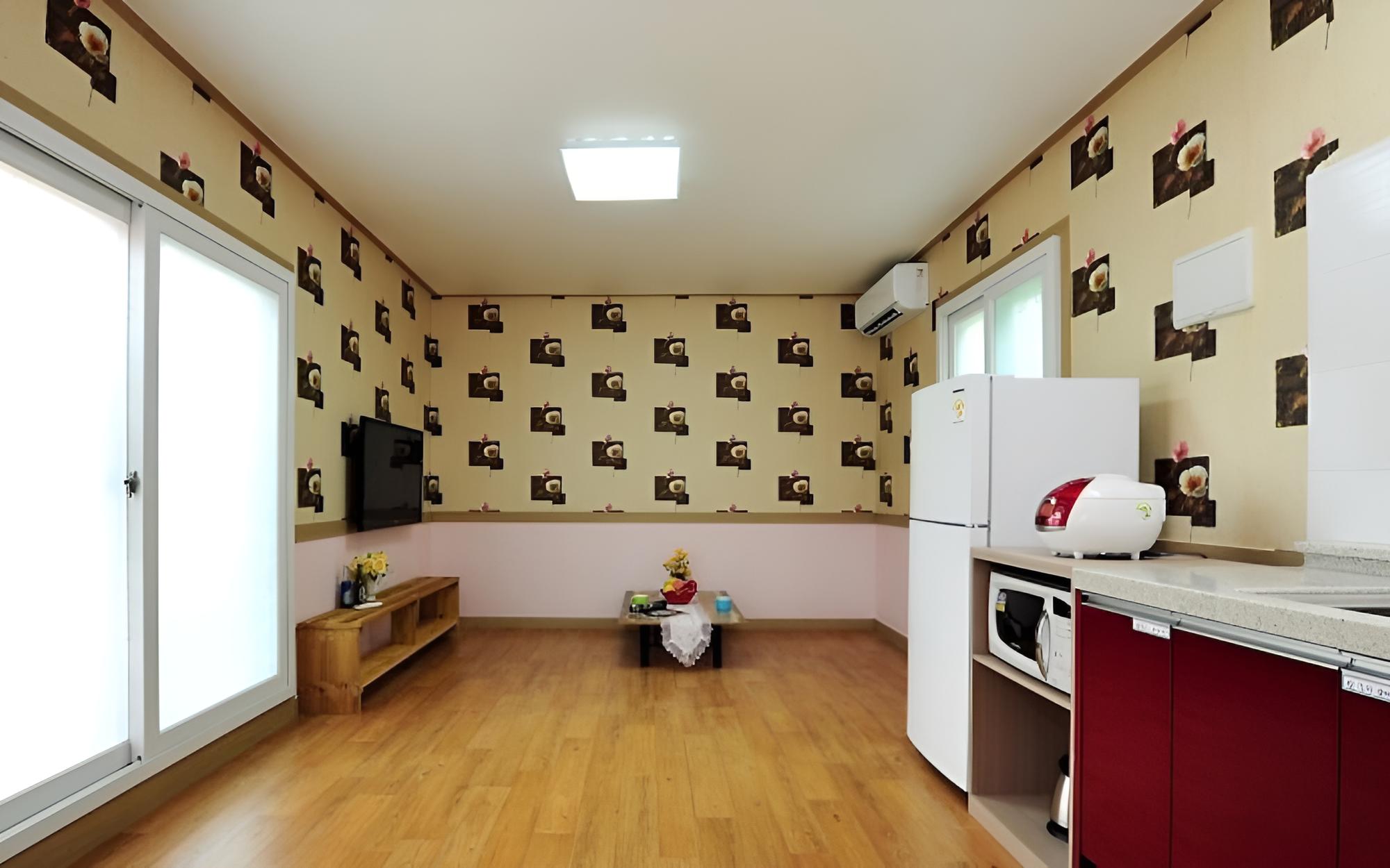 Photo 40