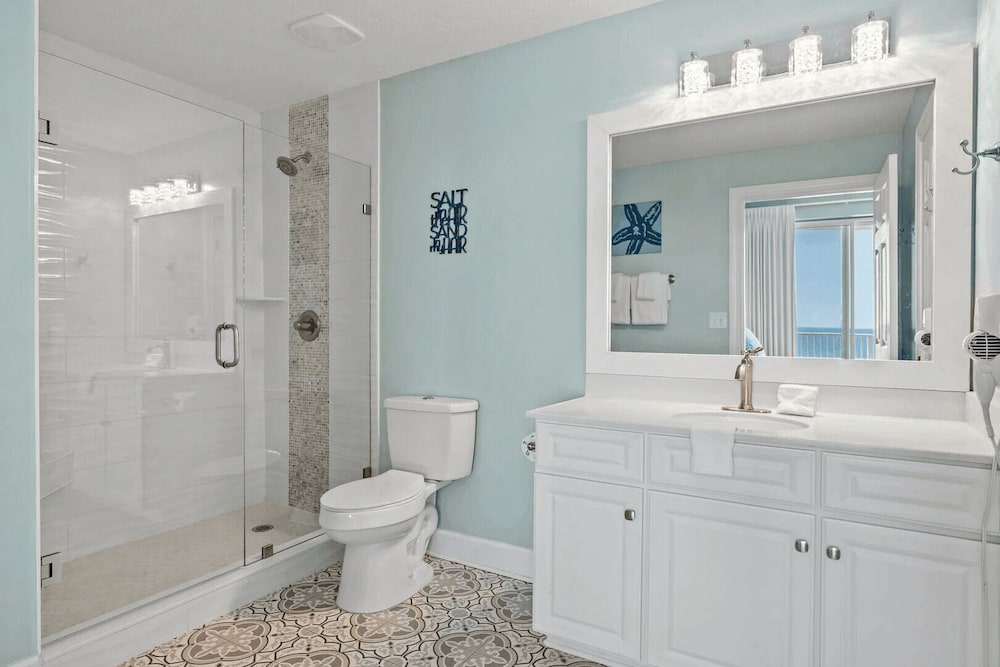 Emerald Isle 701 by Avantstay Gul Front Corner Unit 2 Pools
