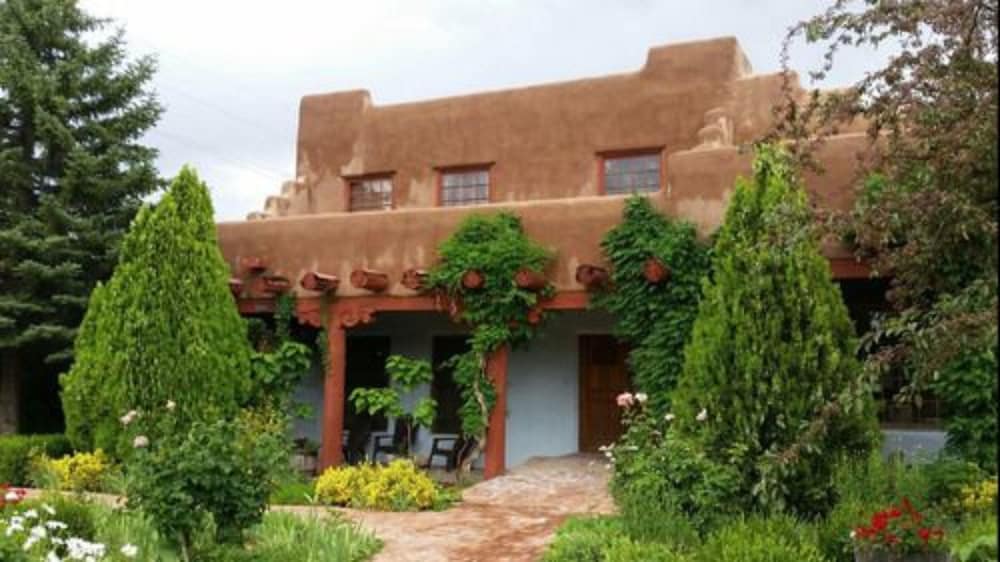 Santa Fe Vacations - The Inn at the Delta - Property Image 1