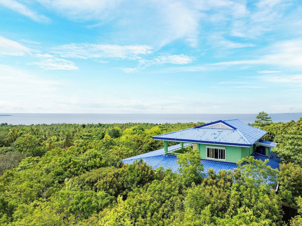 Villa Jolam - Family Haven in an Island Paradise
