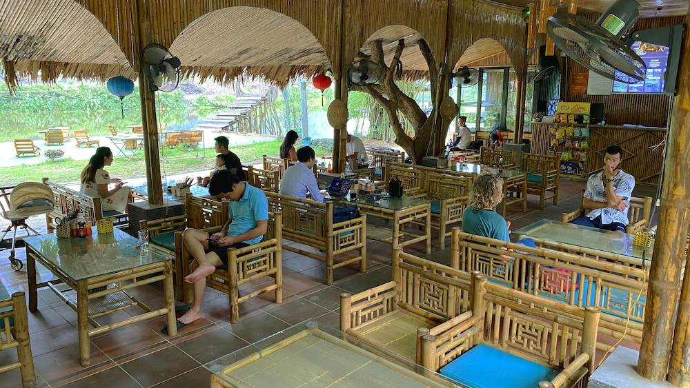 Quoc Khanh Bamboo Homestay - Hostel