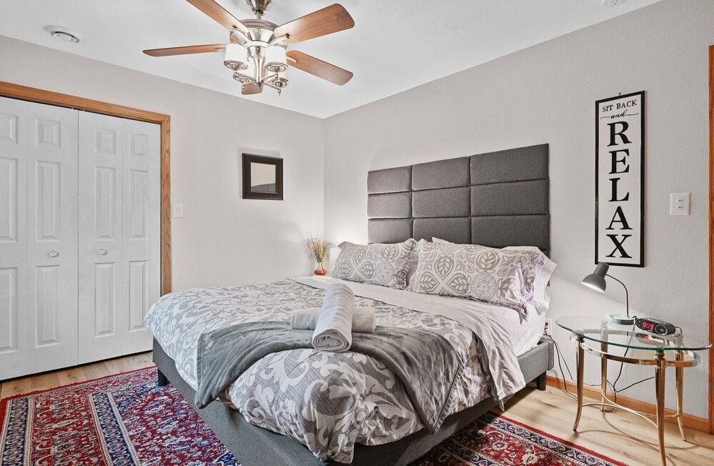 Mosinee Woodland Escape - Lower Suite