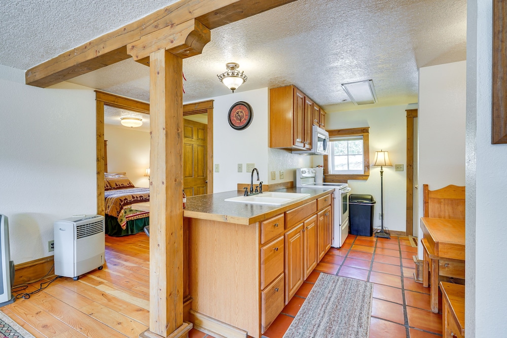 Colorado Cabin Near Monument Lake! view 5