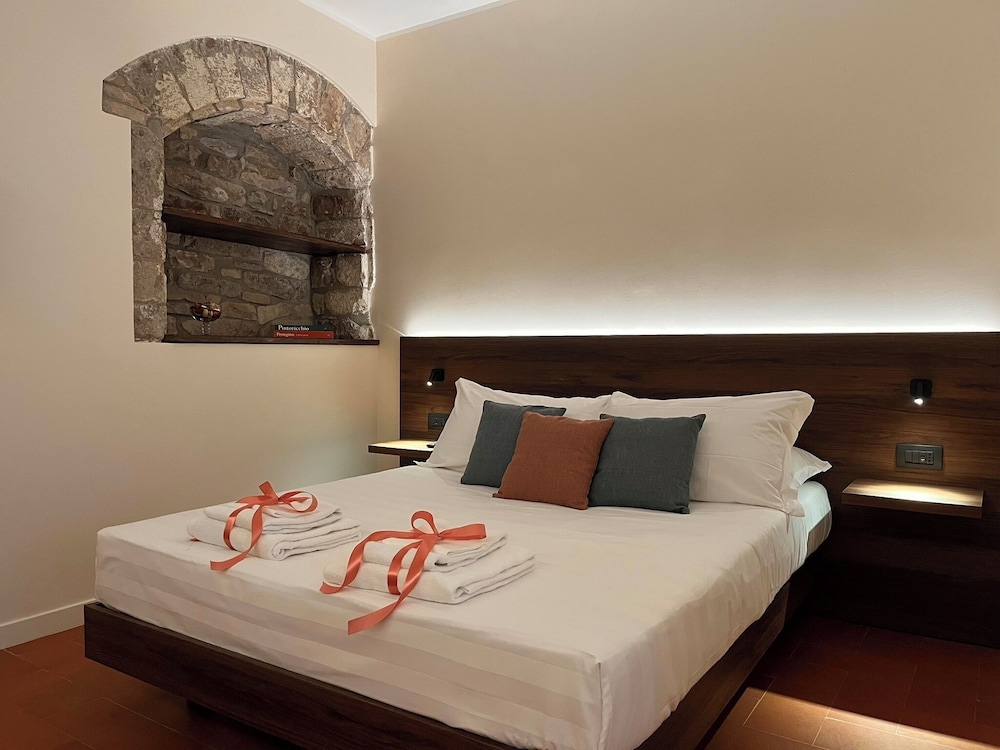 Portica Homes Assisi