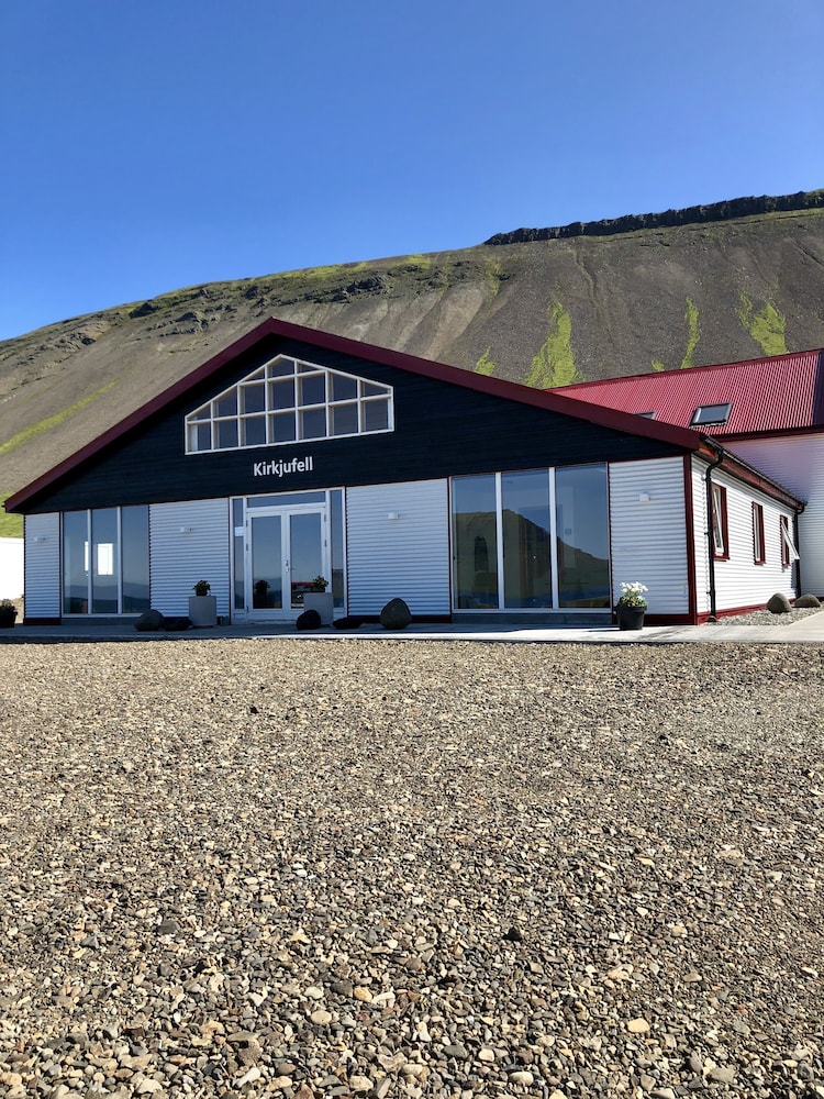Kirkjufell Guesthouse and Apartments