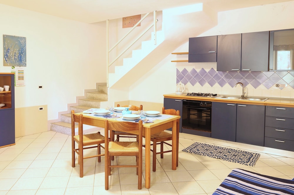 Residence with swimming pool in Ottiolu