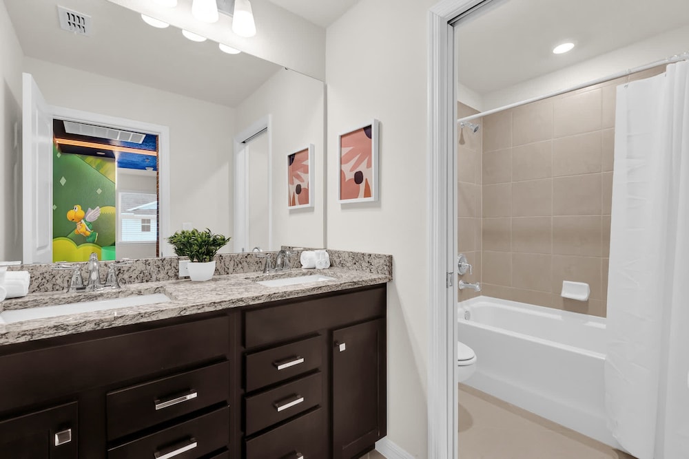 Upstay Theme Rooms and Arcade Games Plus Private Pool