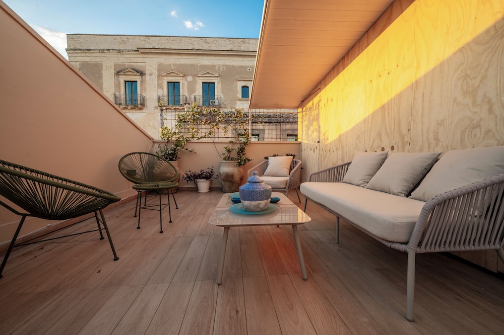 Panorama Suites Noto