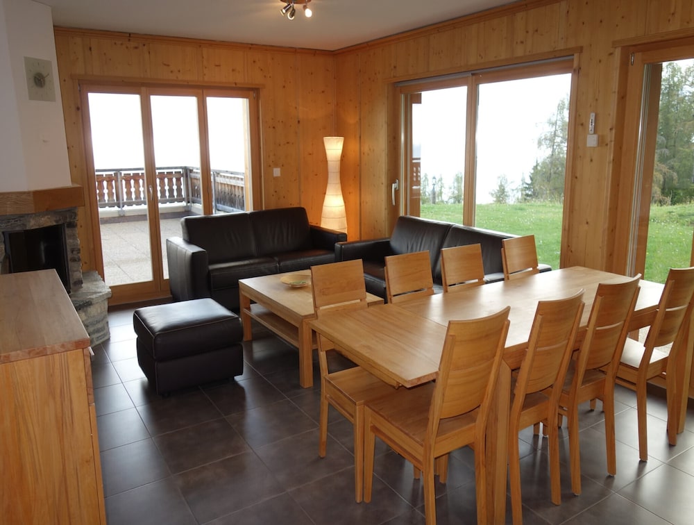 Apartment With Panoramic Views
