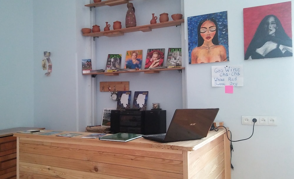 Vareron Hostel