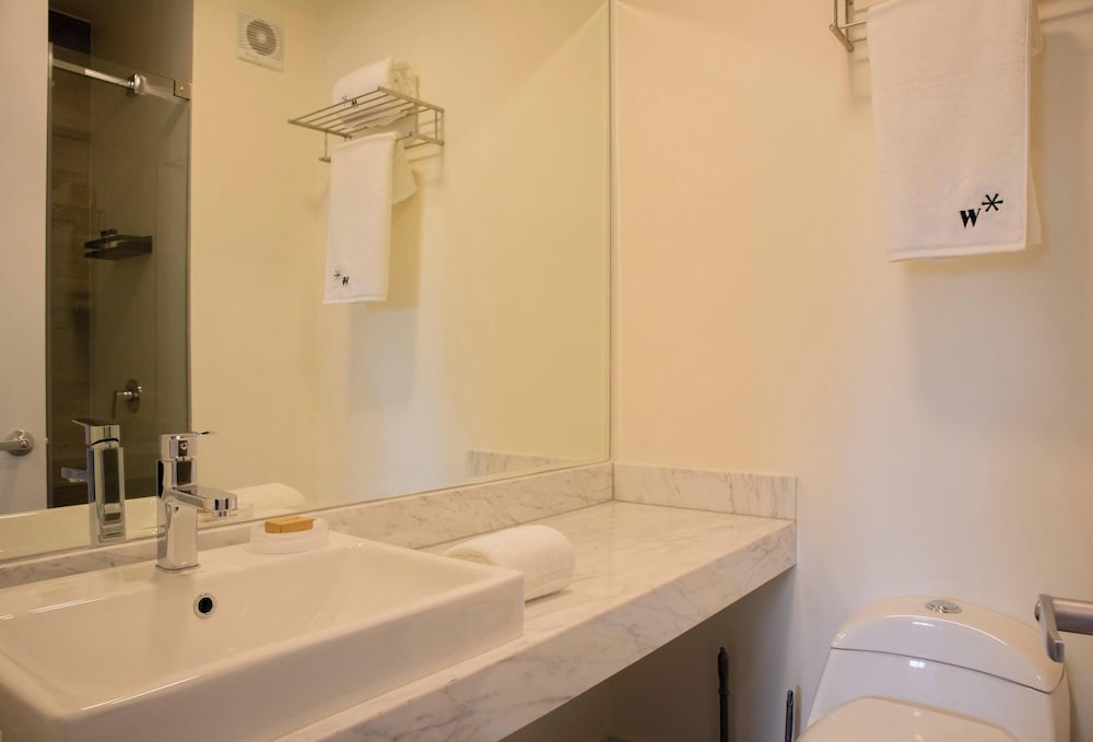 w Bright 2BR w Balconny in Miraflores