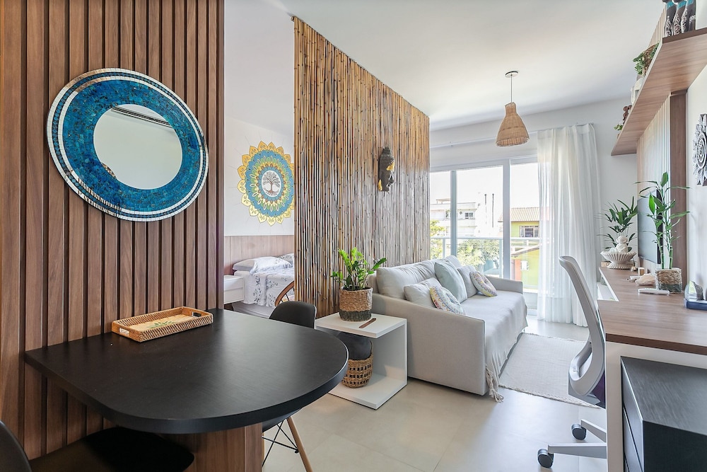 Seaside Condominium in Campeche-florianopolis SHR