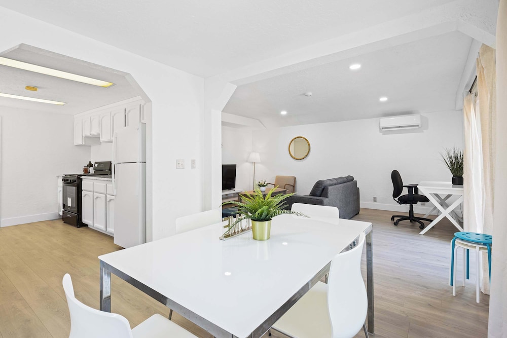 @ Marbella Lane - Modern Cabin-style 2BR Home