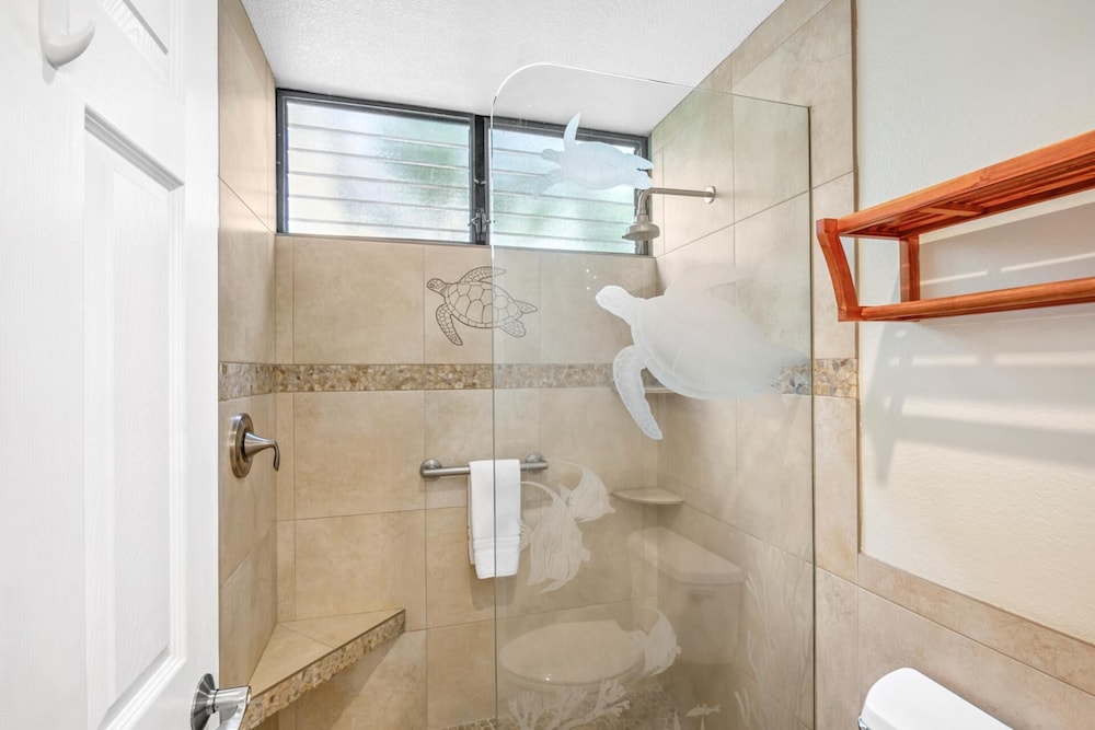 NEW KBM Resorts Free CAR Grand Champions Remodeled 1-bedroom Villa in the Heart of Wailea! Gch-181