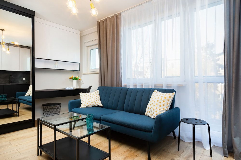 Księcia Trojdena Studio by Renters view 4
