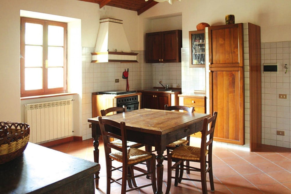 Apartment in Chiusdino photo 4