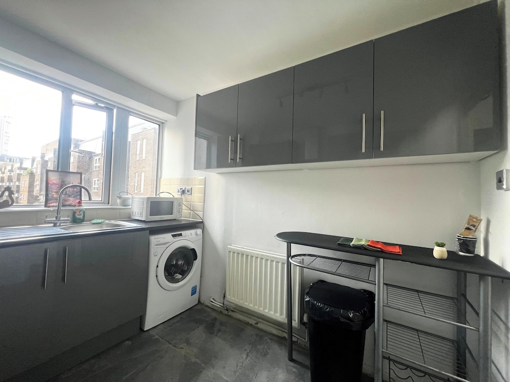 Paddington Modern Apartment With 3 Bedrooms