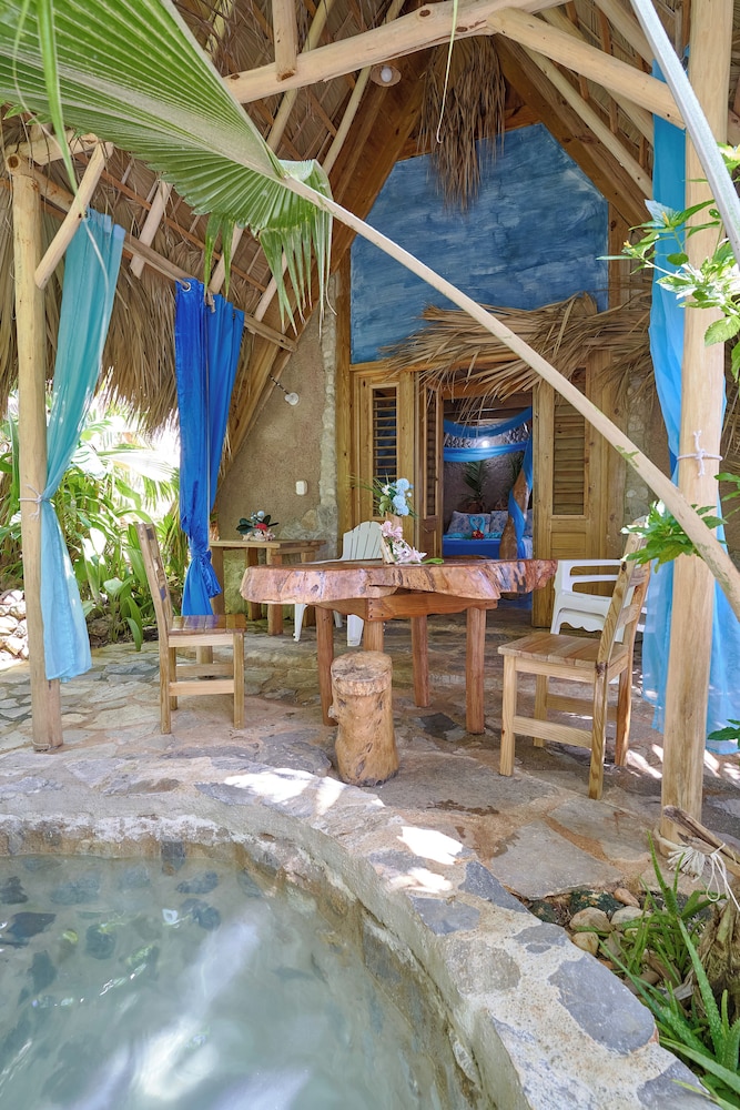 CHALET TROPICAL Hotel & Restaurant-Pizzeria
