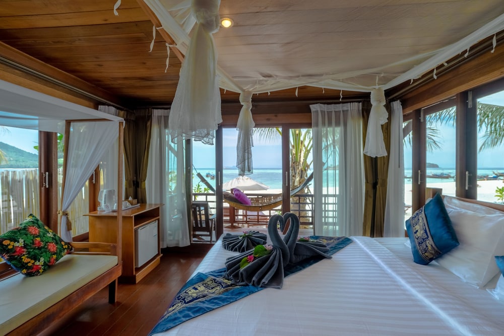 Lipe Beach Resort