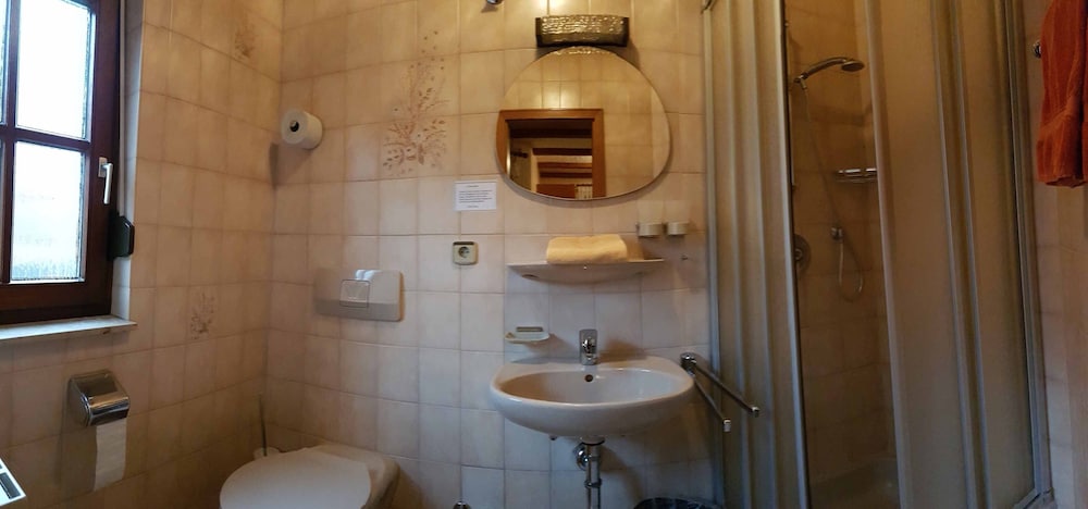 Gasthaus Zur Rose - Property Image 3