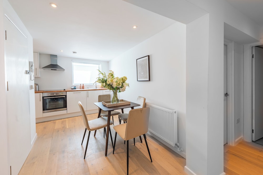 VESTO Bermondsey