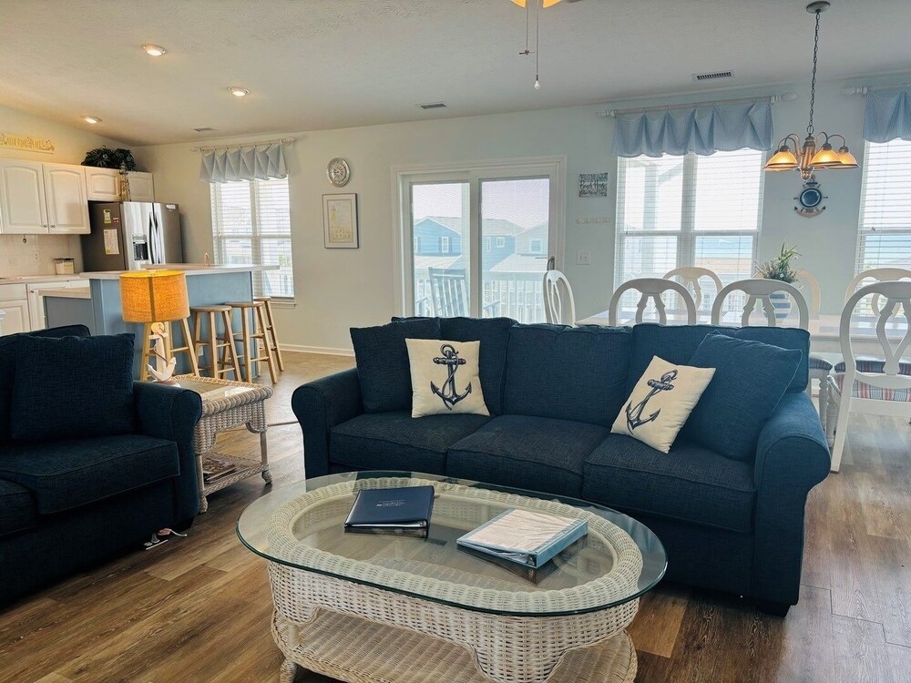 Seascape - 3 Br Home