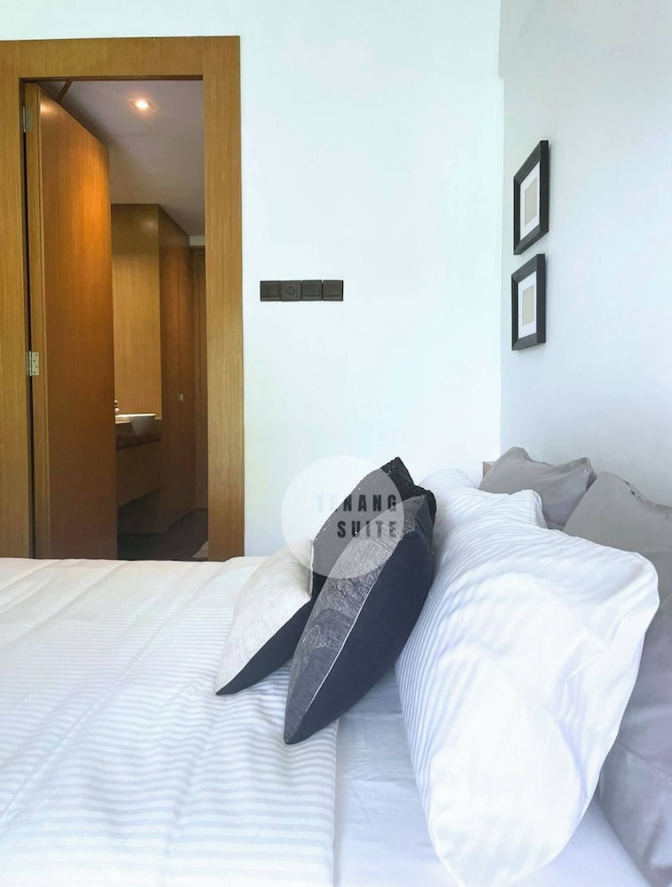 1BR Urban Escape at Damansara Heights