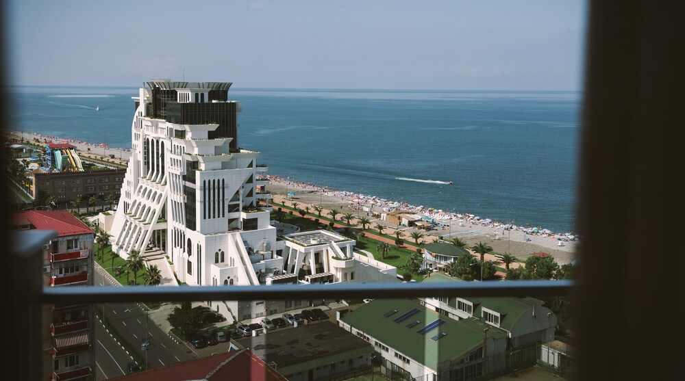 Silk Road Sea Towers Batumi Apart Hotel