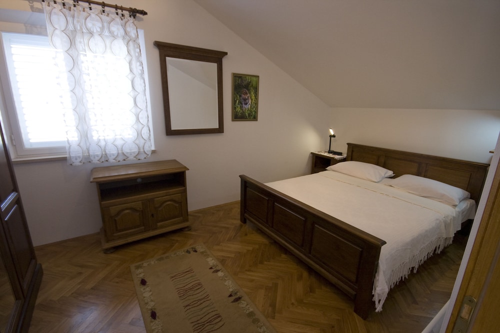 Apartments Ivancevic view 3
