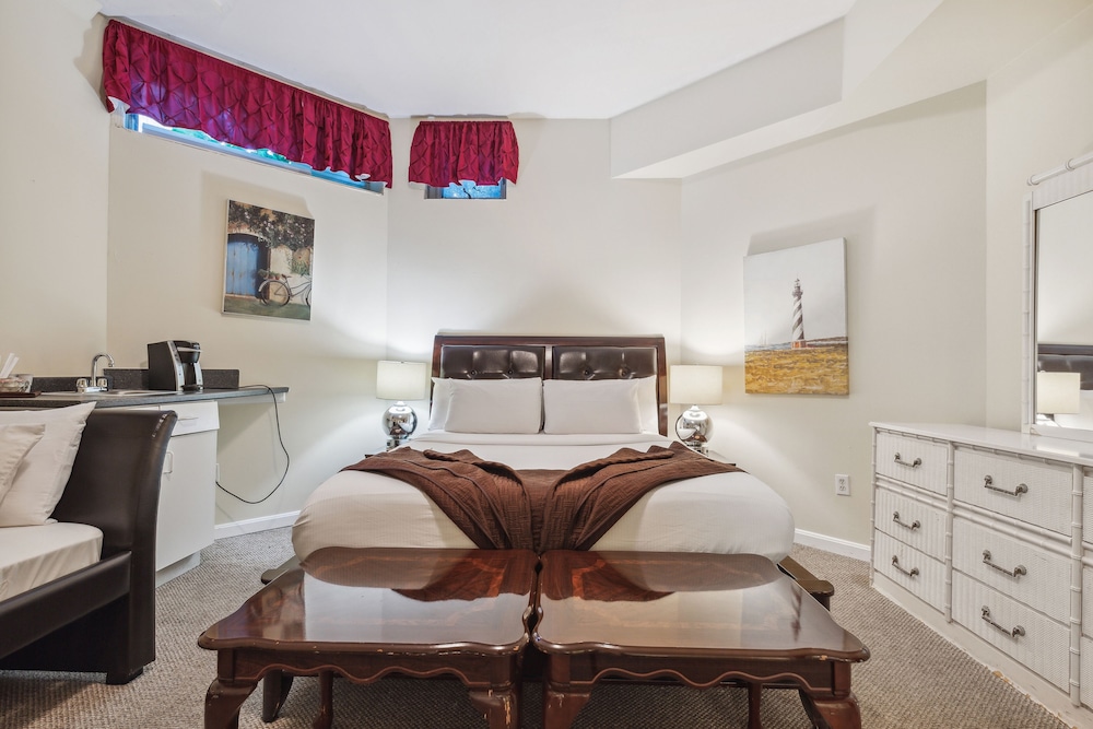 Columbia Vacations - The Columbia Inn at Peralynna Manor - Property Image 35