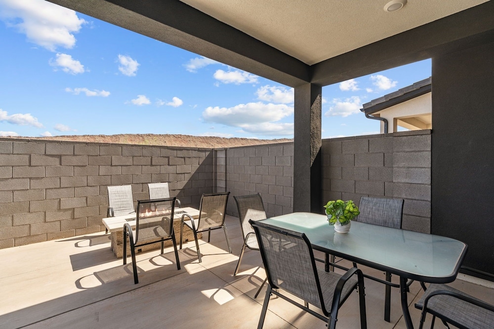 Sand Hollow Serenity 4 Bedroom Townhouse
