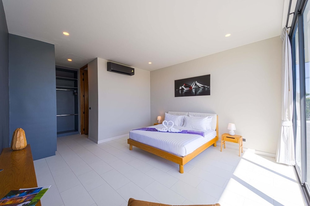 Luxury 5 Bedroom Pool Villa KH-C1