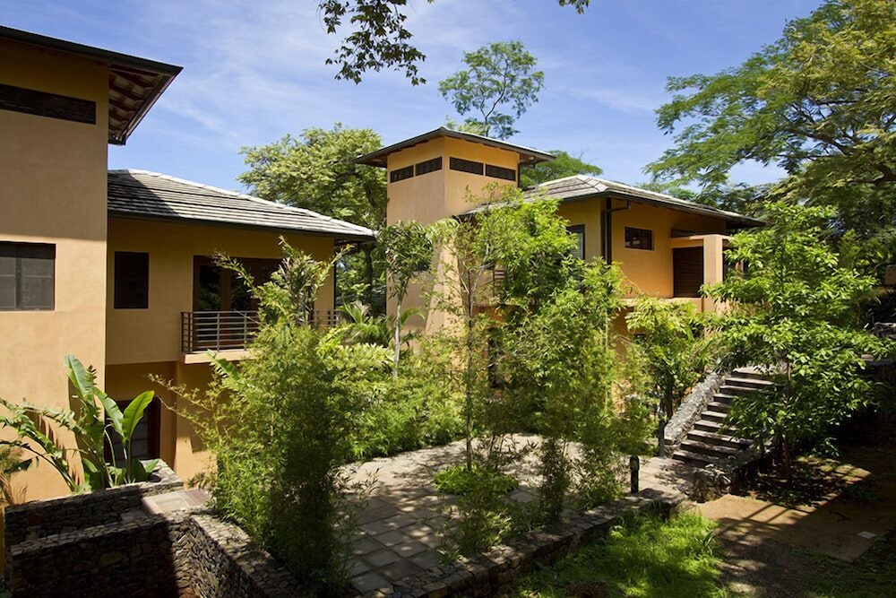 Jet Luxury at Langosta BeachResortVillas view 2