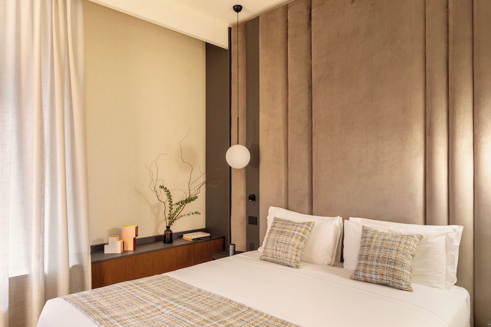 LUMERA STAY - Brera