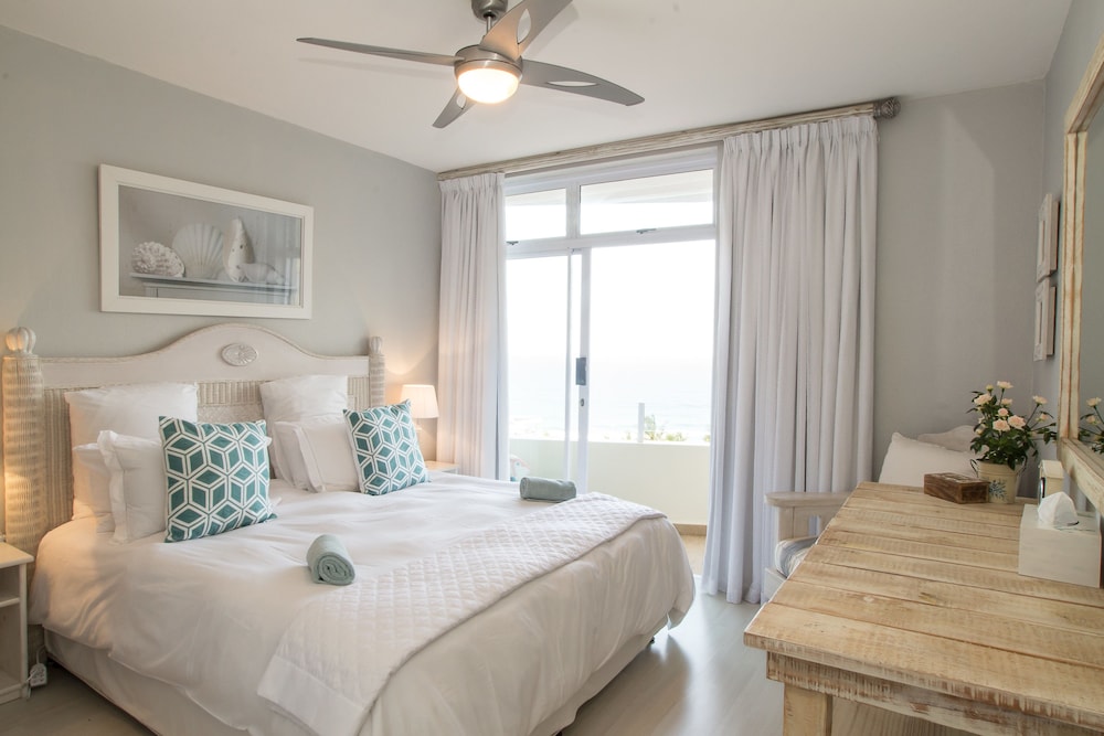 43 Sea Lodge
