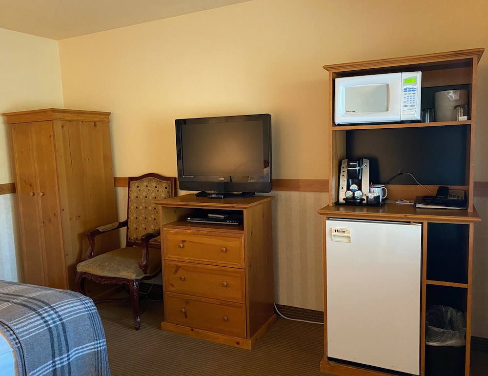 Cousins Country Inn