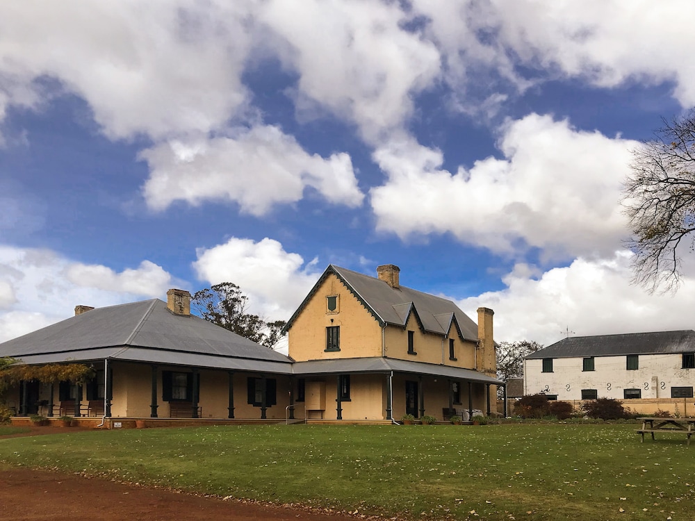 The Racecourse Inn