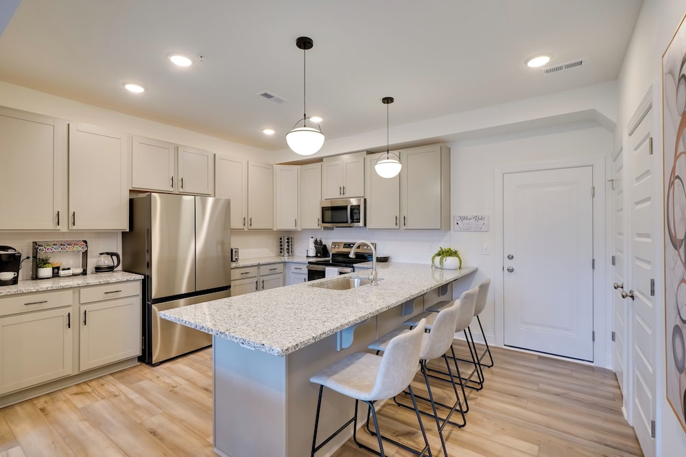 Modern Downtown Apt w/ Balcony in Wake Forest!
