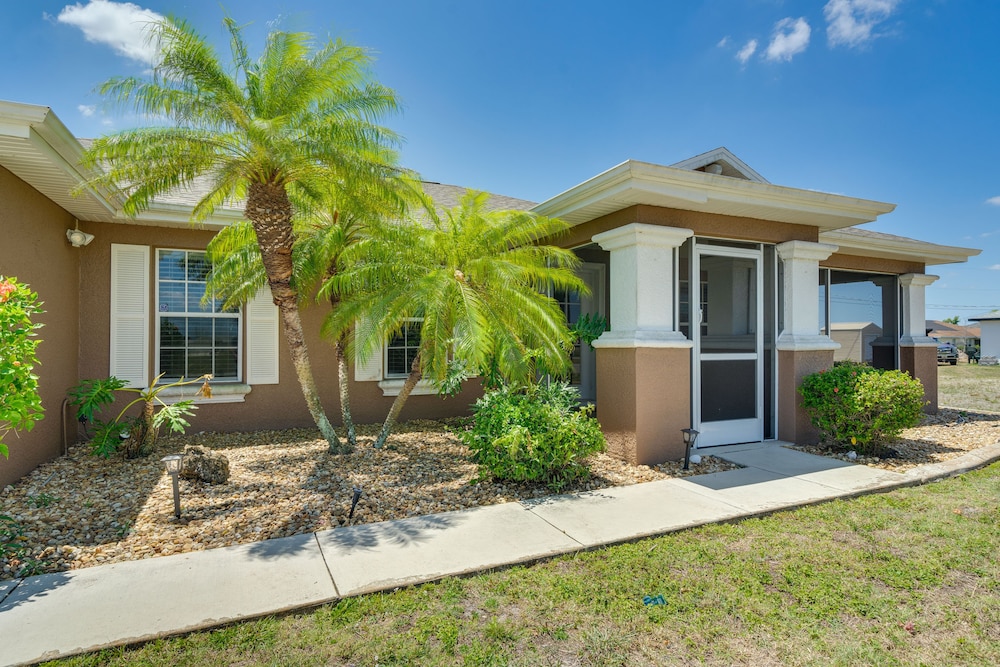 Family-friendly Home 10 Mi to Dtwn Cape Coral - Property Image 15
