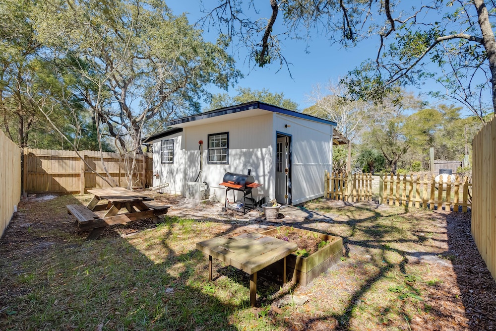 6 Mi to St George Island: Cozy Gulf Coast Retreat!