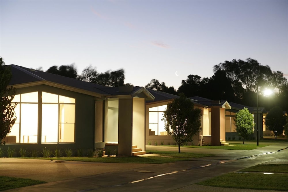 Tindarra Resort