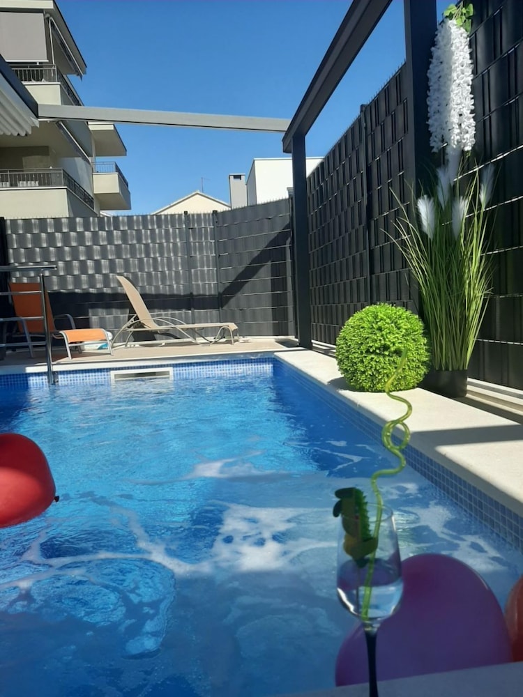 Memi - Great Location, Modern & Parking - A1 Marin view 3