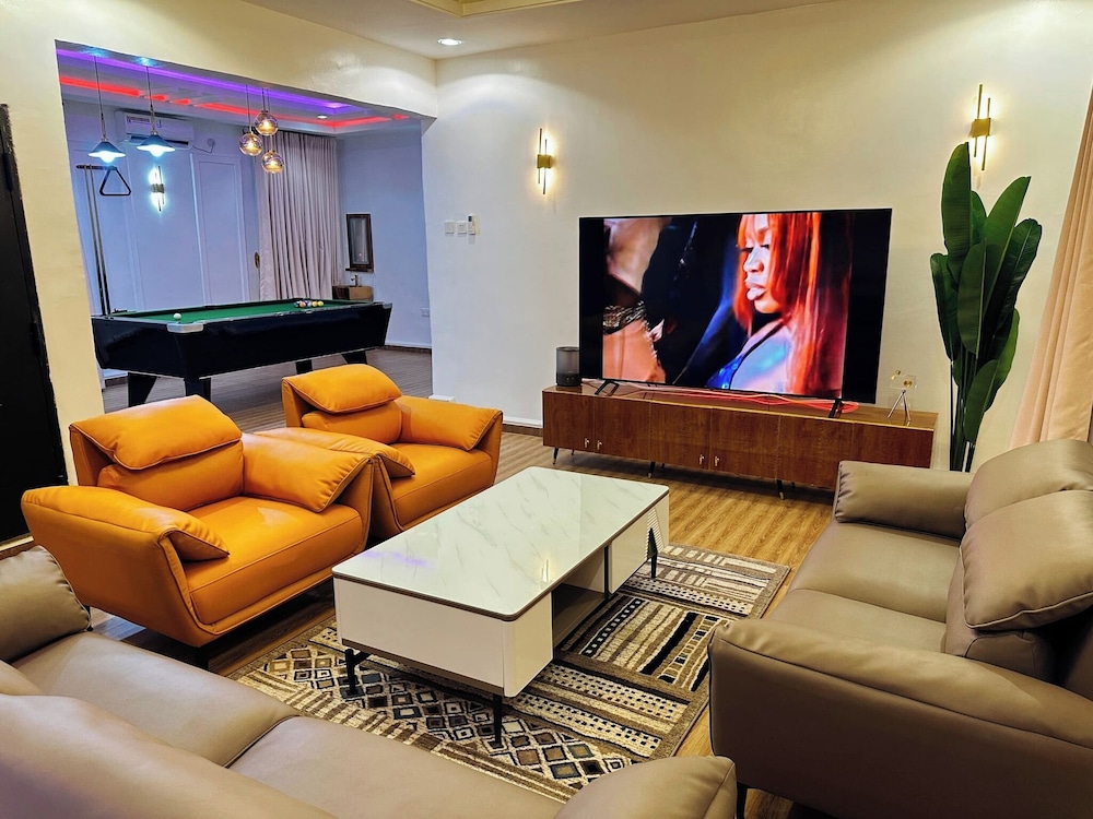 Ceevu Ninteen Homestay