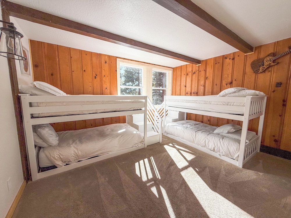 Bear Lodge