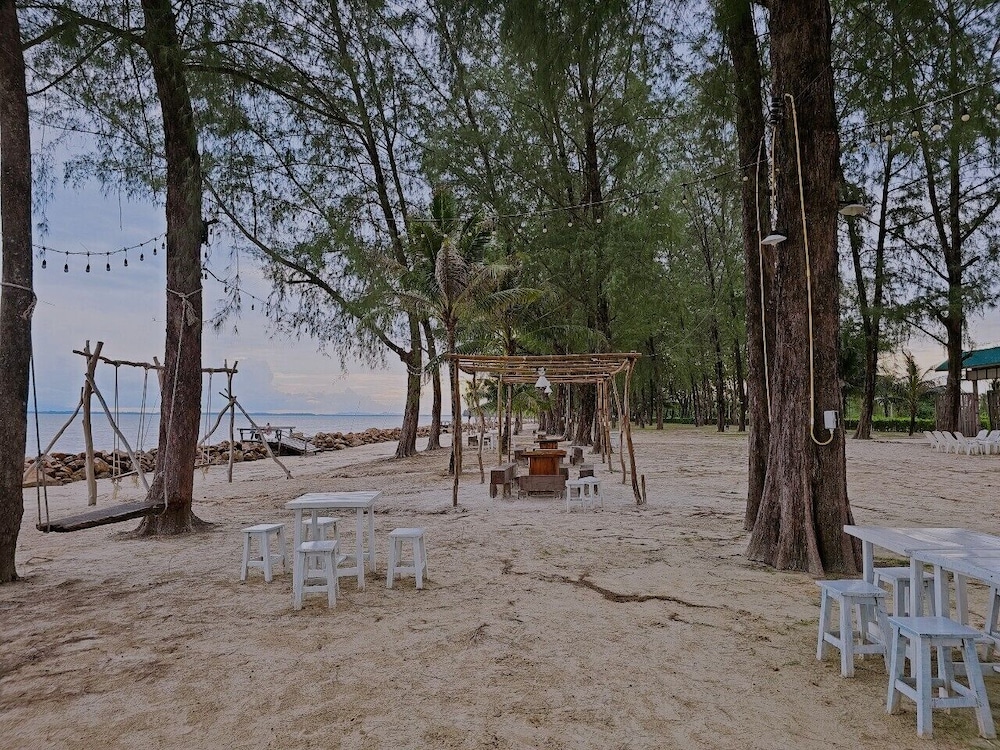 Suvarn Gleaw Thong Resort
