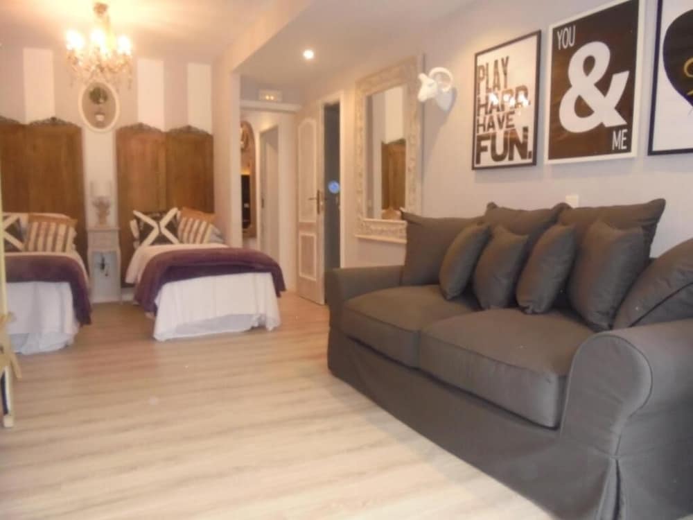 TAK Boutique Marbella Old Town with Parking