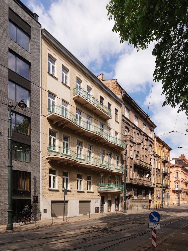 Novum House