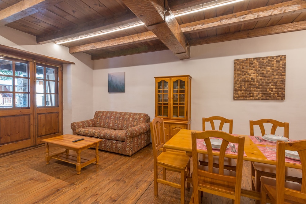 La Pleta Del Tarter Apartments