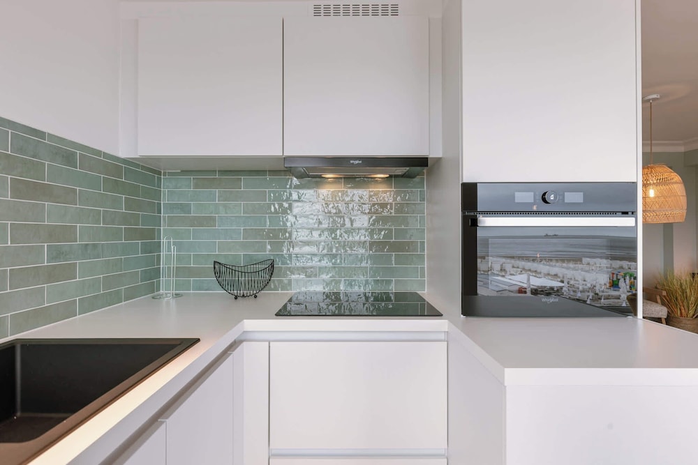 Huswell - Bright Stylish Apartment Near Beach wi